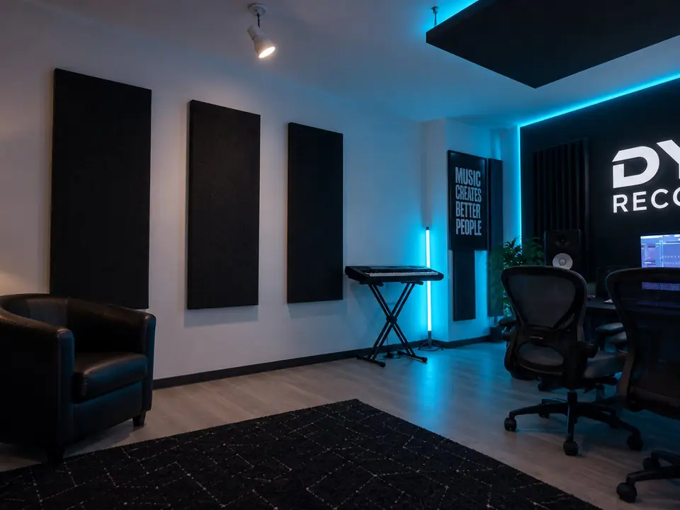 Panneaux acoustiques et clavier